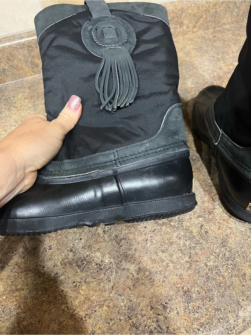 RARE Vintage Sorel Made in Canada Black Tassel Rubber Snow Boots Women’s 8